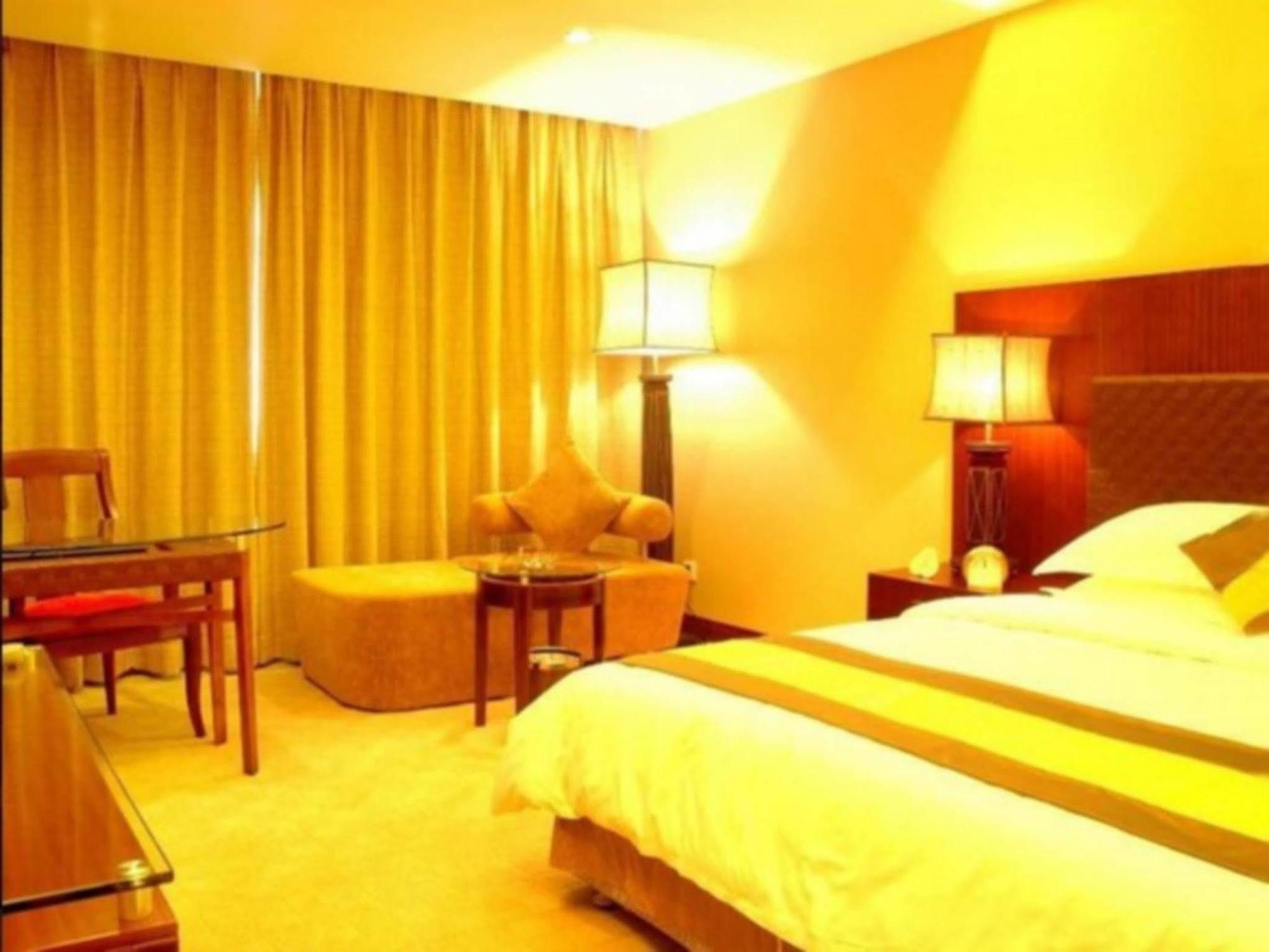 Shenzhen Fortune Hotel Bagian luar foto